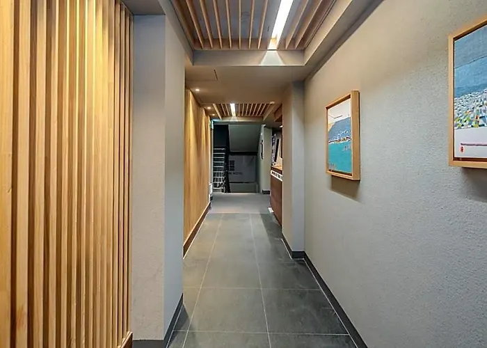 The Square Jongno Hotel 2*