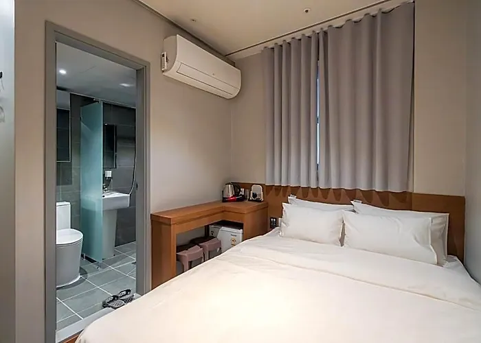 Hotel The Square Jongno 2*